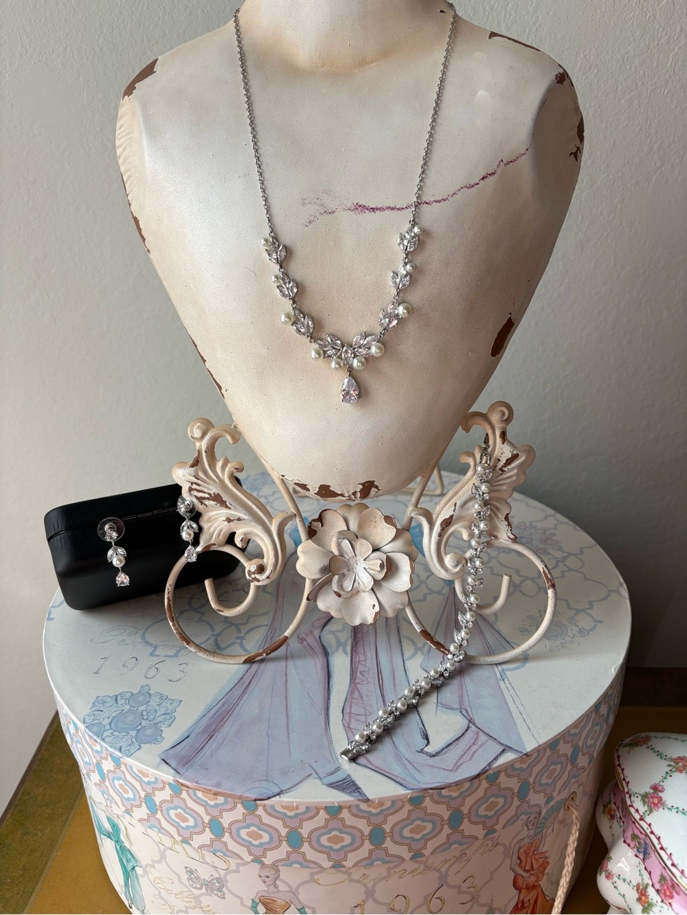 David’s Bridal..Delicate Silver Crystal Floral Necklace Set - Silver